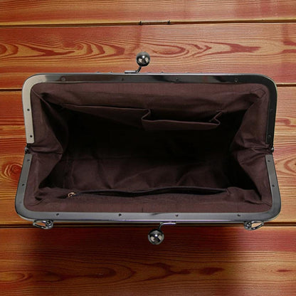 Wiejowska torebka z zamkiem na klucze