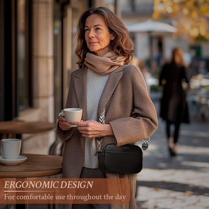 Łaska Blaha | Mała damska torebka na pasek