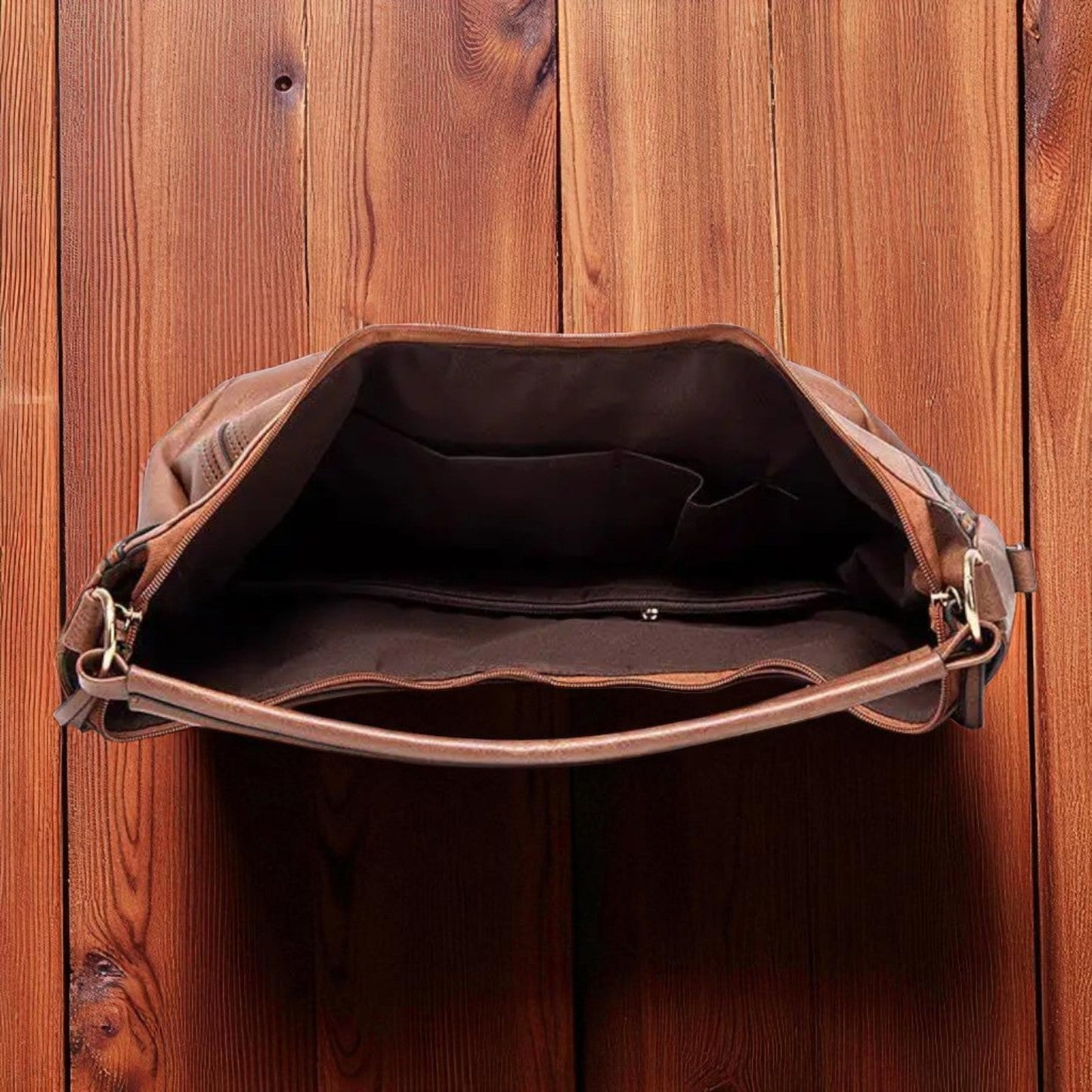 Klasyczna uniwersalność MIVERWA | Zabytkowa torebka