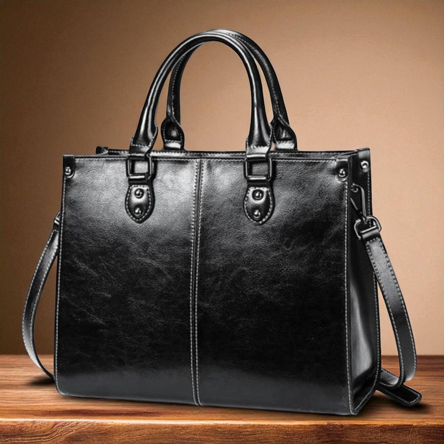 Elegancka torebka na laptopa - klasyczna i funkcjonalna