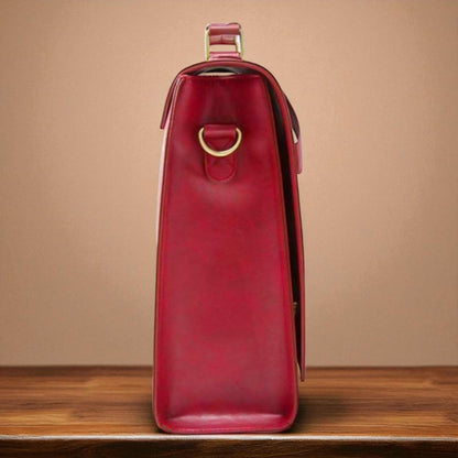 Stylowa damska torebka z ozdobą w formie szlepufa